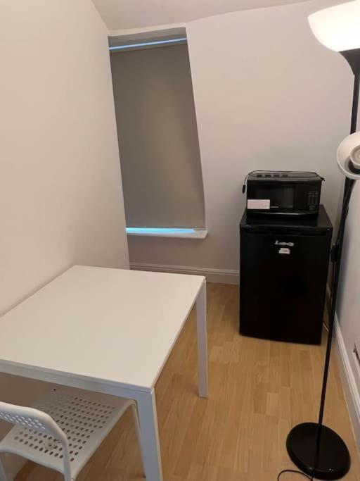 001- Lovely 3-Bedroom Very Close To Oxford Street London Bagian luar foto