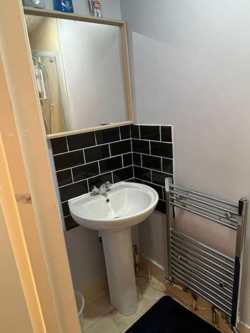 001- Lovely 3-Bedroom Very Close To Oxford Street London Bagian luar foto
