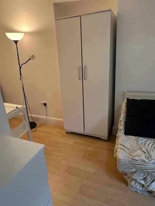 001- Lovely 3-Bedroom Very Close To Oxford Street London Bagian luar foto